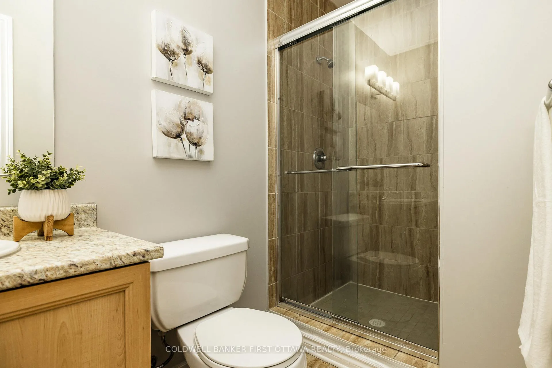 Photo 23 of Unit 6, 1210 Mcwatters Road, Ottawa, Queensway Terrace South/Ridgeview — HOMEH