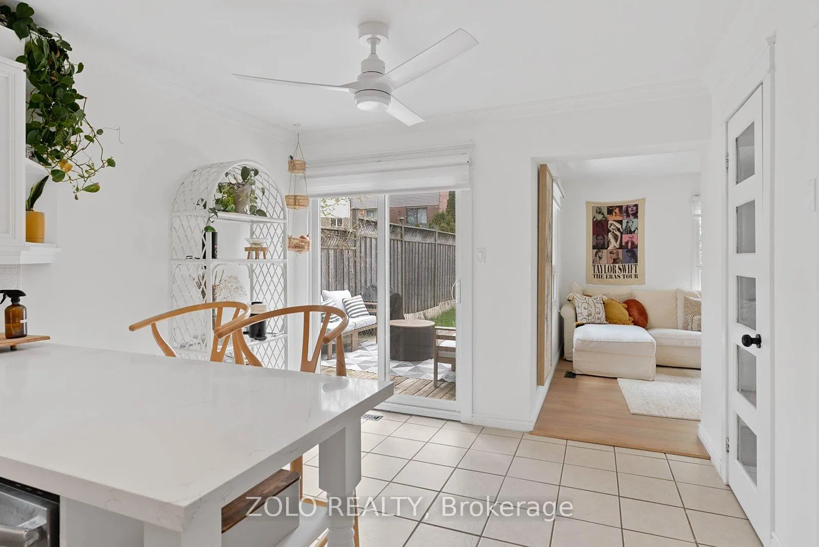 Photo 17 of 10 Coles Avenue, Ajax, Central — HOMEH