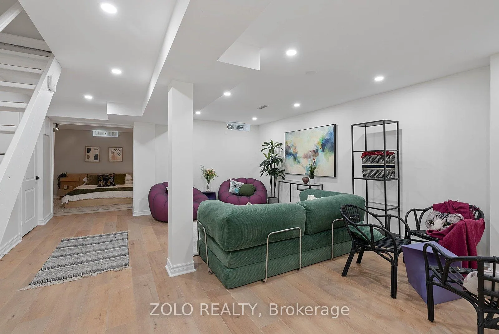 Photo 21 of 10 Coles Avenue, Ajax, Central — HOMEH