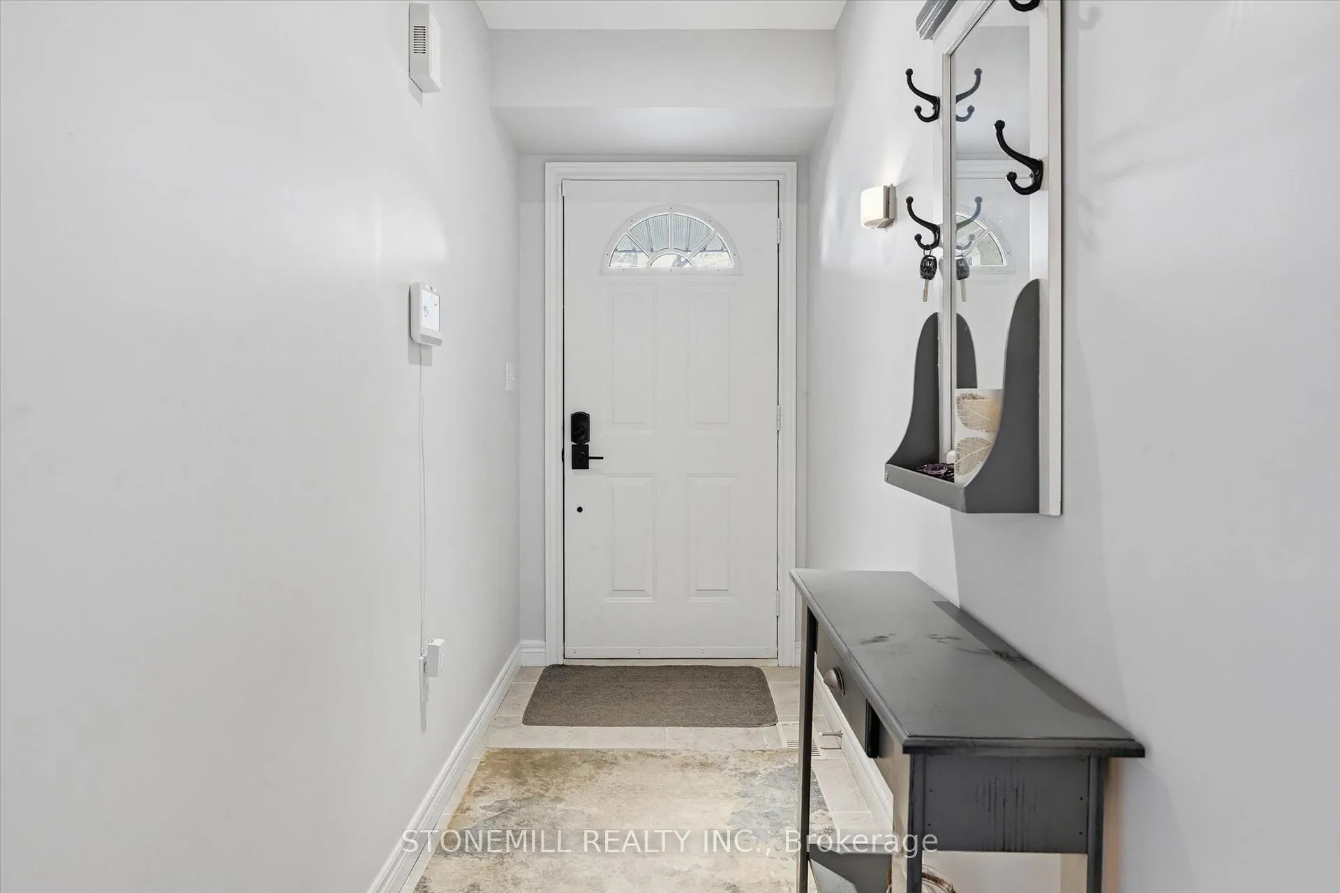 Photo 4 of Unit 29, 25 Hamilton Street S, Hamilton, Waterdown — HOMEH
