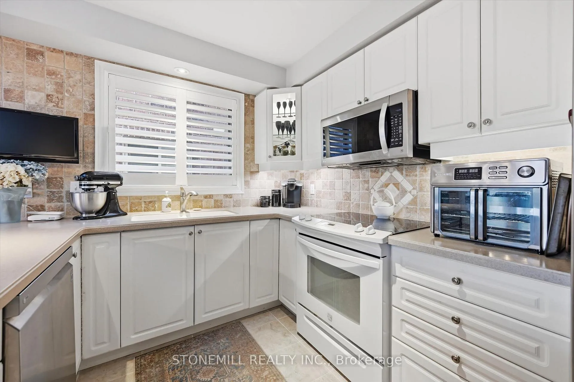Photo 7 of Unit 29, 25 Hamilton Street S, Hamilton, Waterdown — HOMEH