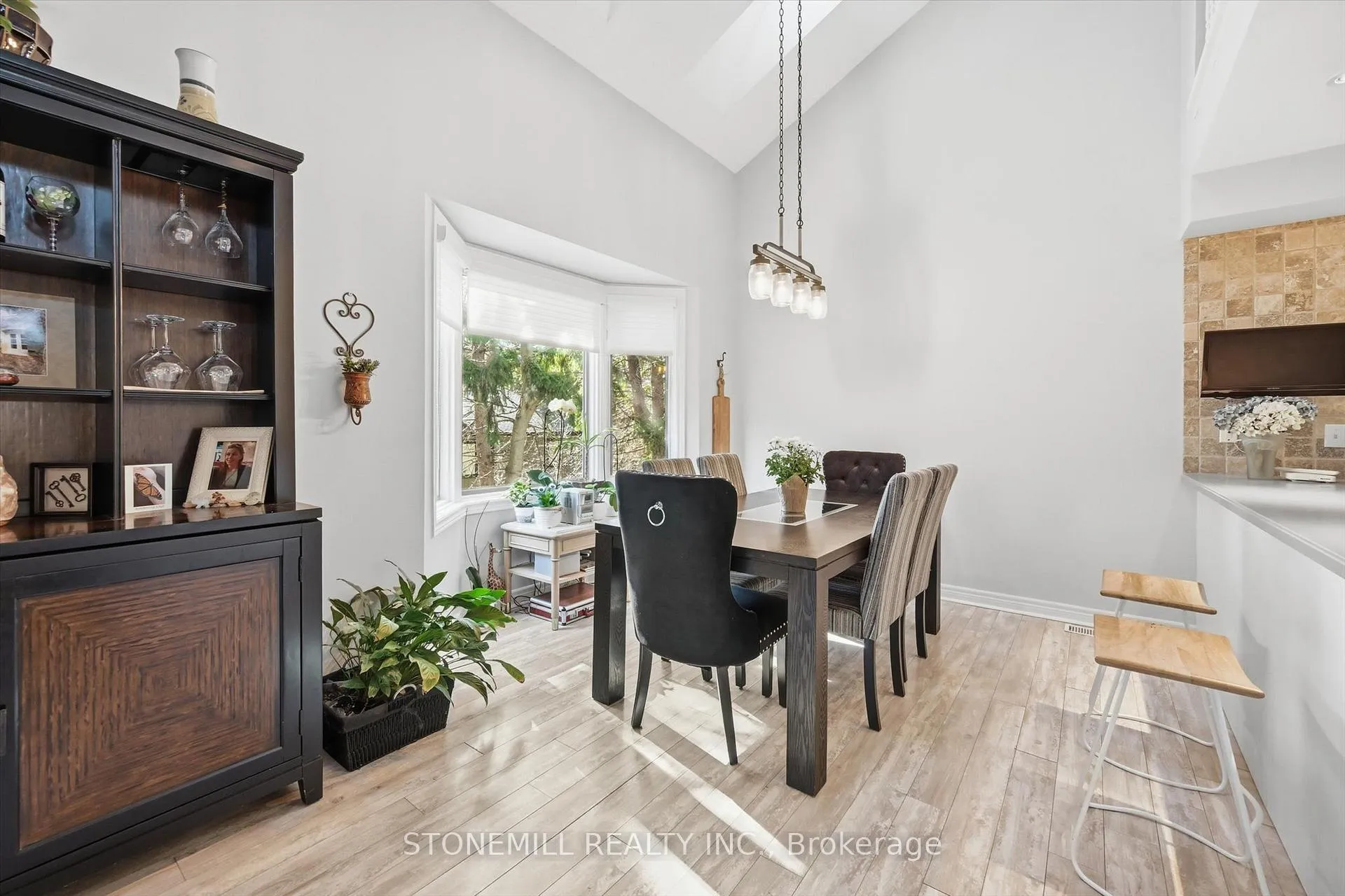Photo 12 of Unit 29, 25 Hamilton Street S, Hamilton, Waterdown — HOMEH