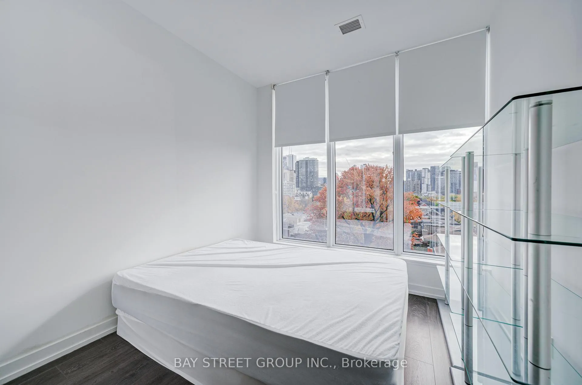 Photo 5 of Unit 612, 203 College Street, Toronto, Kensington-Chinatown — HOMEH