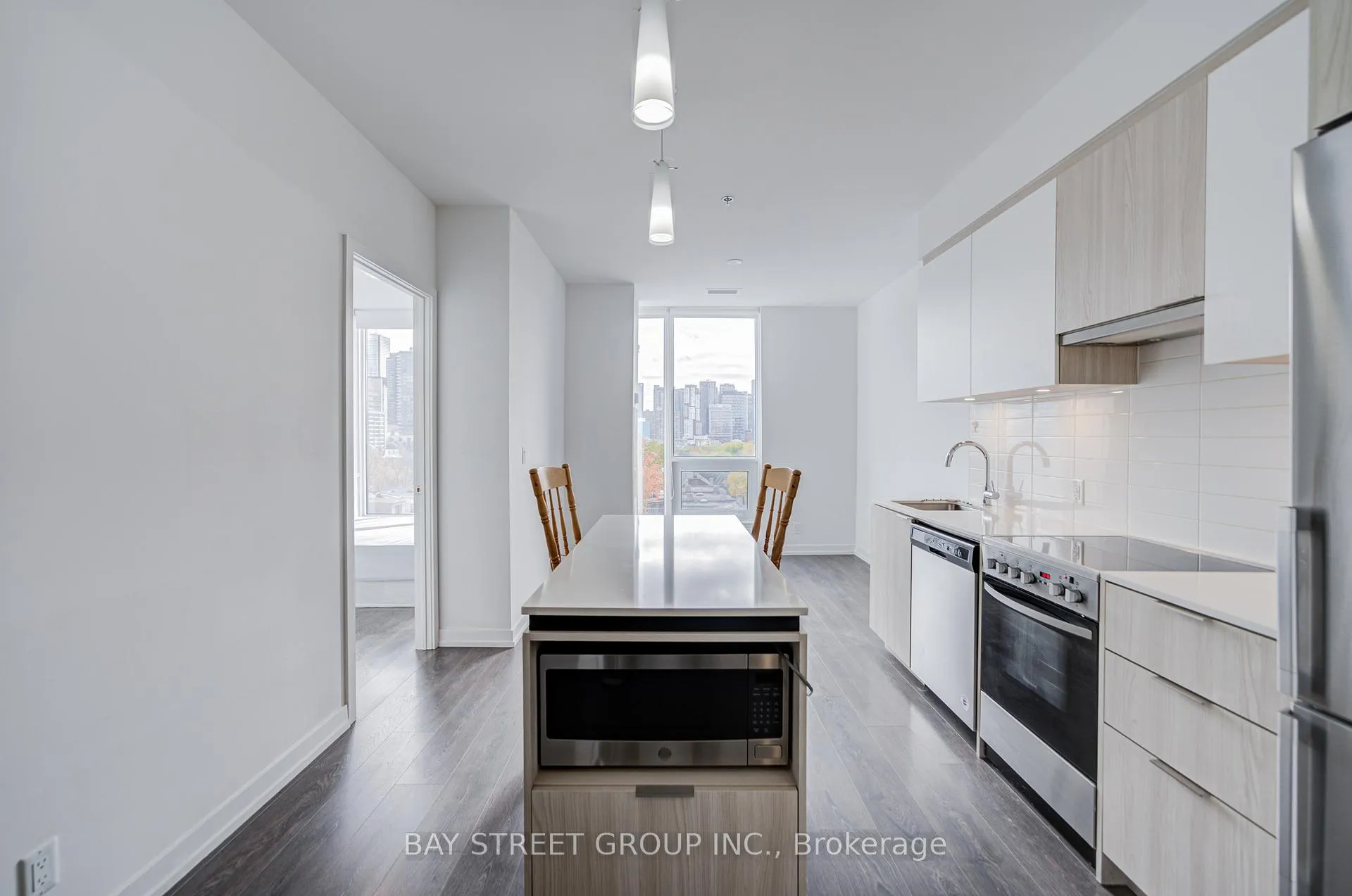 Photo 12 of Unit 612, 203 College Street, Toronto, Kensington-Chinatown — HOMEH