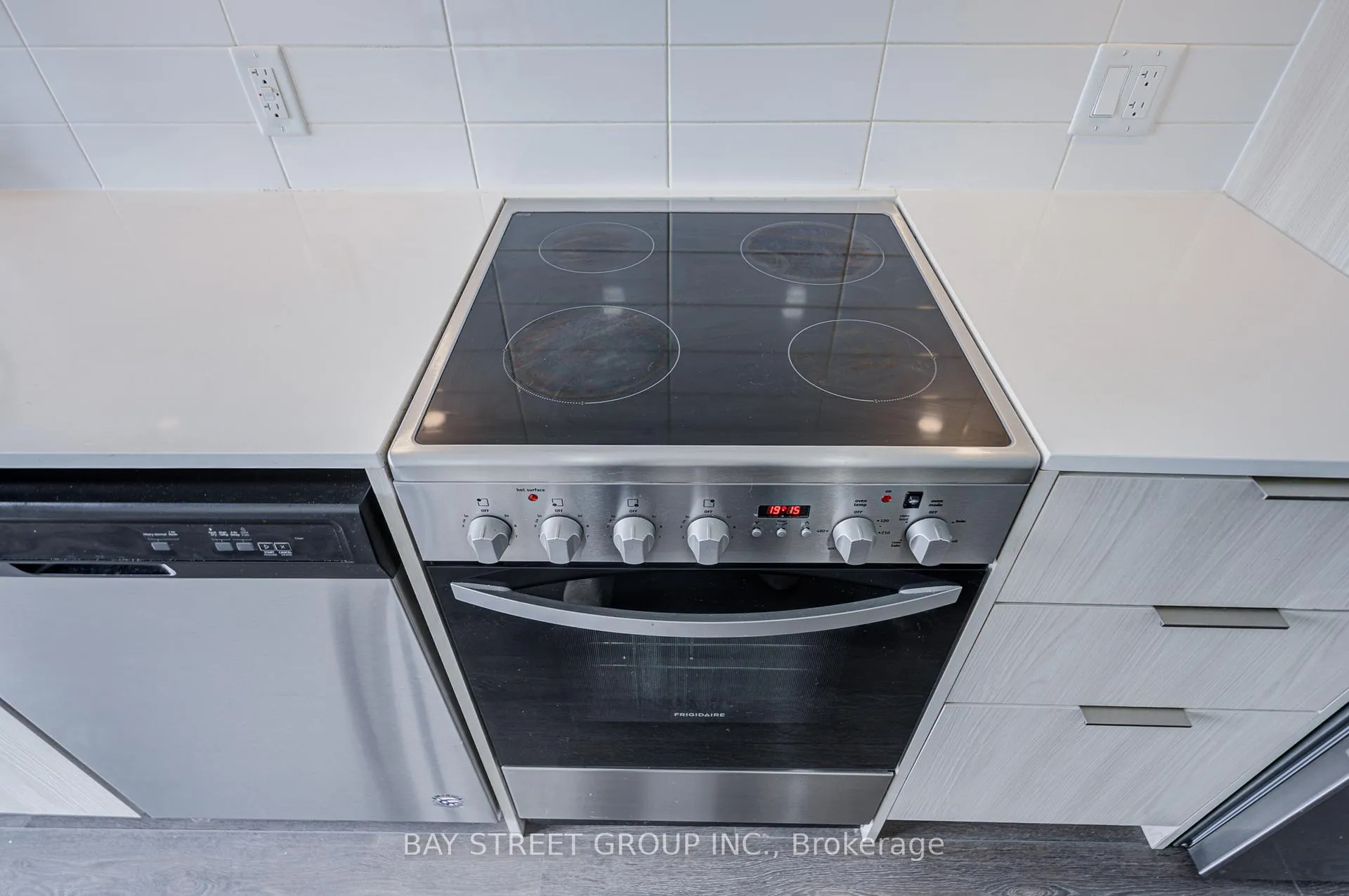 Photo 16 of Unit 612, 203 College Street, Toronto, Kensington-Chinatown — HOMEH