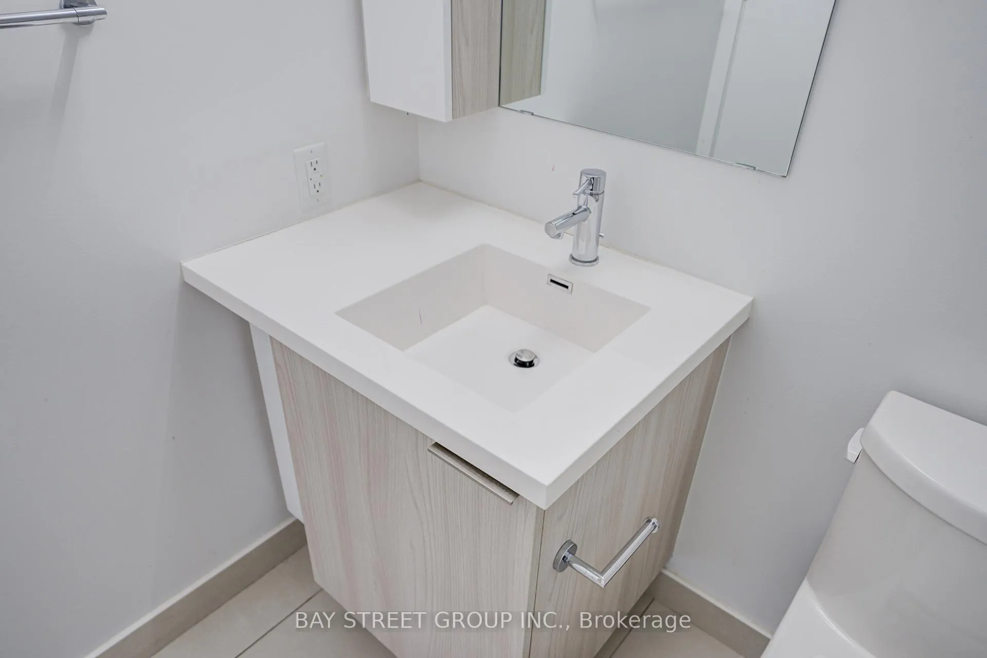 Photo 20 of Unit 612, 203 College Street, Toronto, Kensington-Chinatown — HOMEH