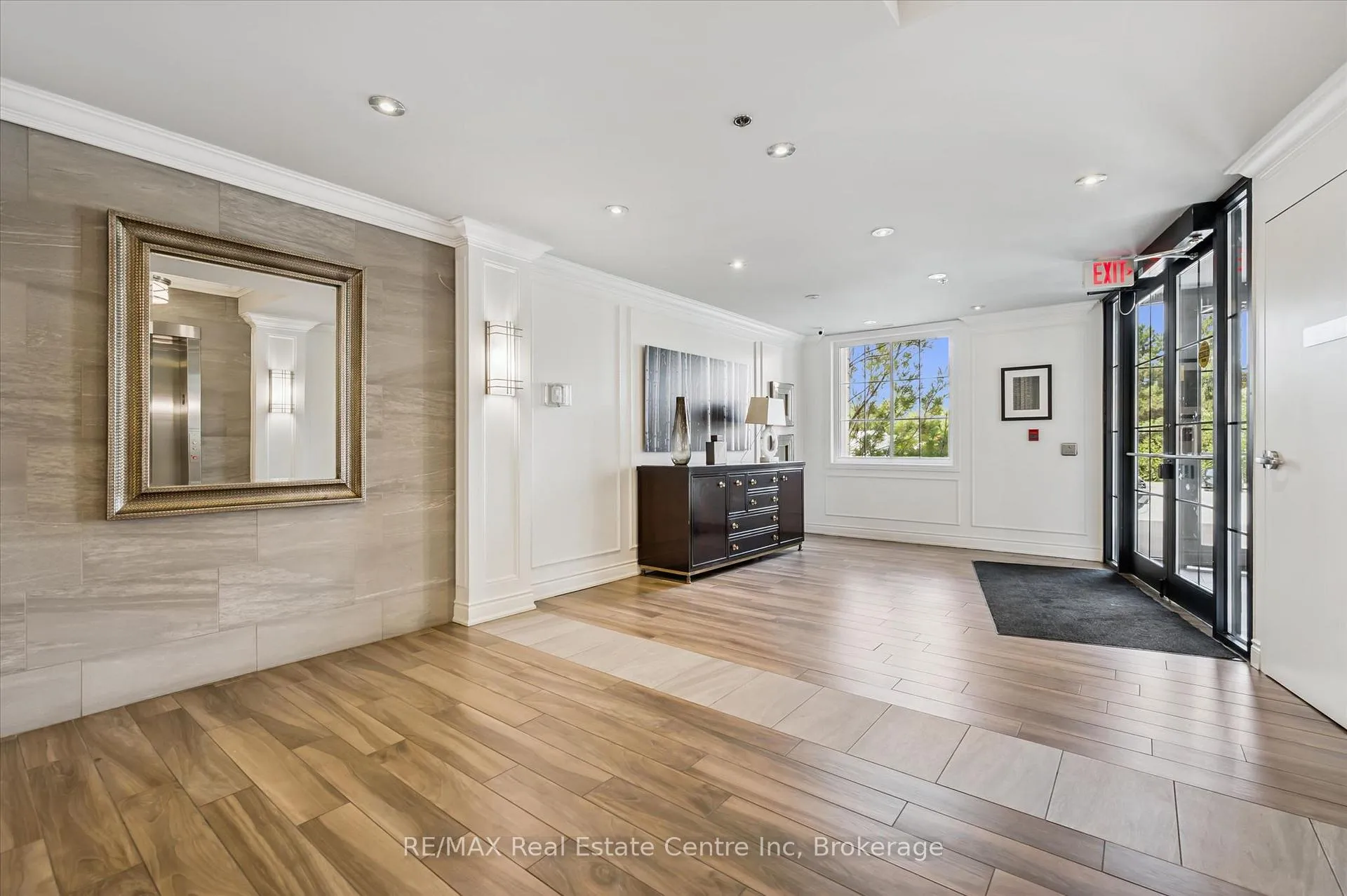 Photo 3 of Unit 109, 1440 Gordon Street, Guelph, Pineridge/Westminster Woods — HOMEH