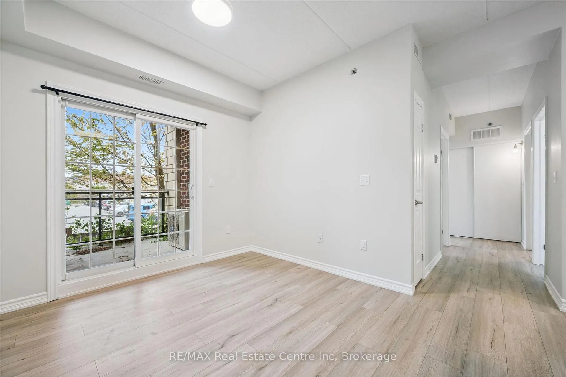 Photo 11 of Unit 109, 1440 Gordon Street, Guelph, Pineridge/Westminster Woods — HOMEH