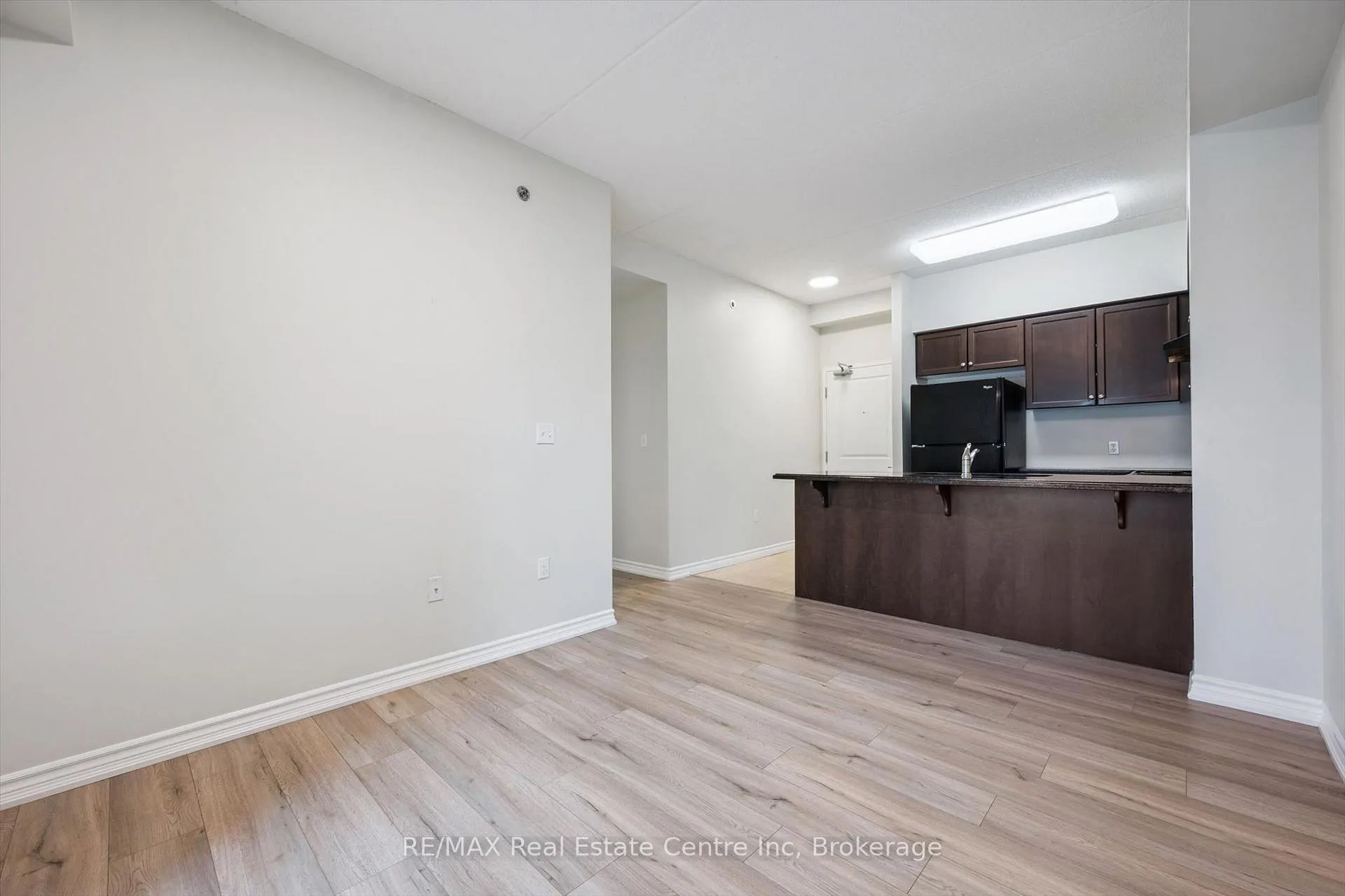 Photo 13 of Unit 109, 1440 Gordon Street, Guelph, Pineridge/Westminster Woods — HOMEH