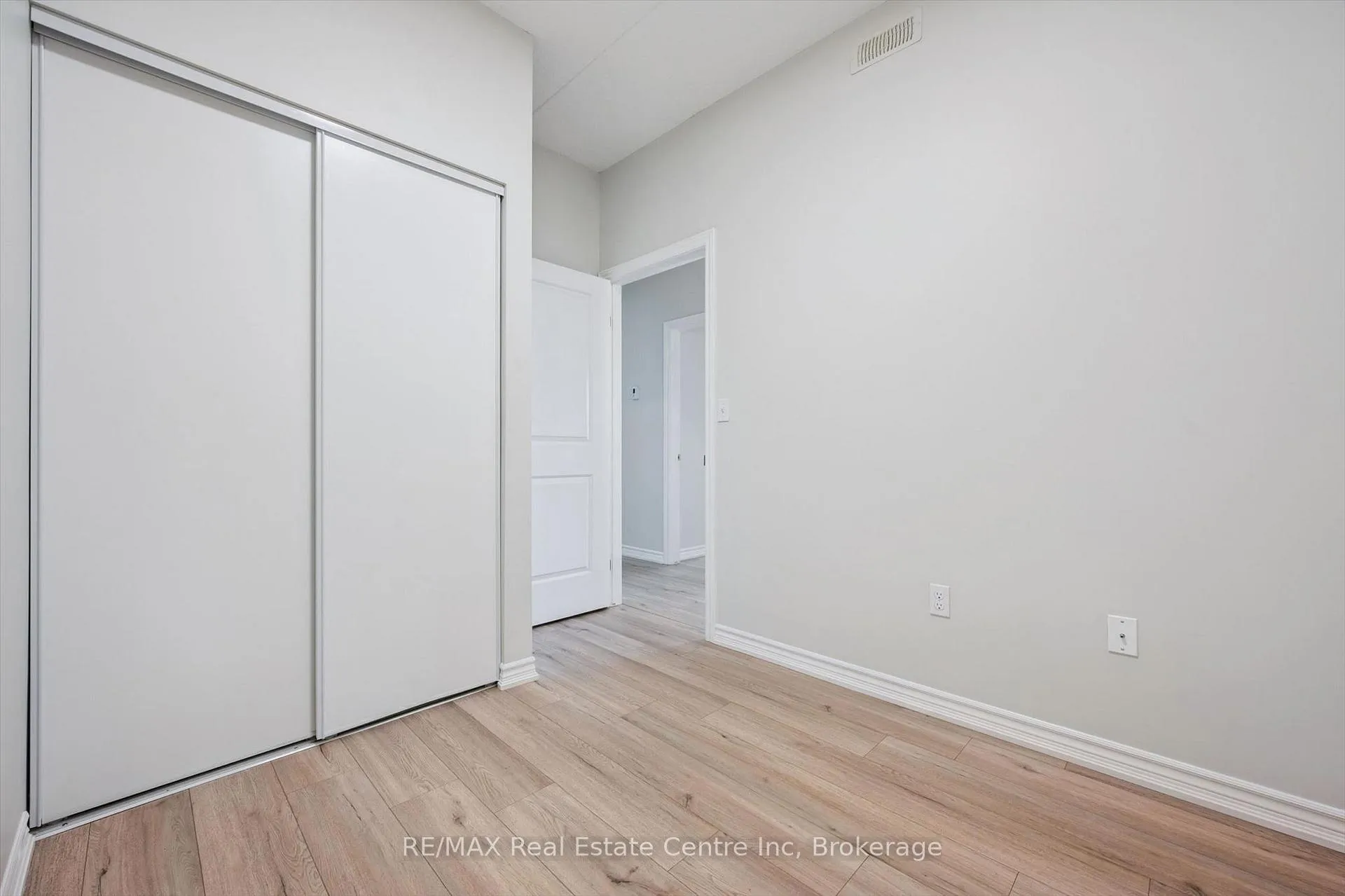 Photo 19 of Unit 109, 1440 Gordon Street, Guelph, Pineridge/Westminster Woods — HOMEH