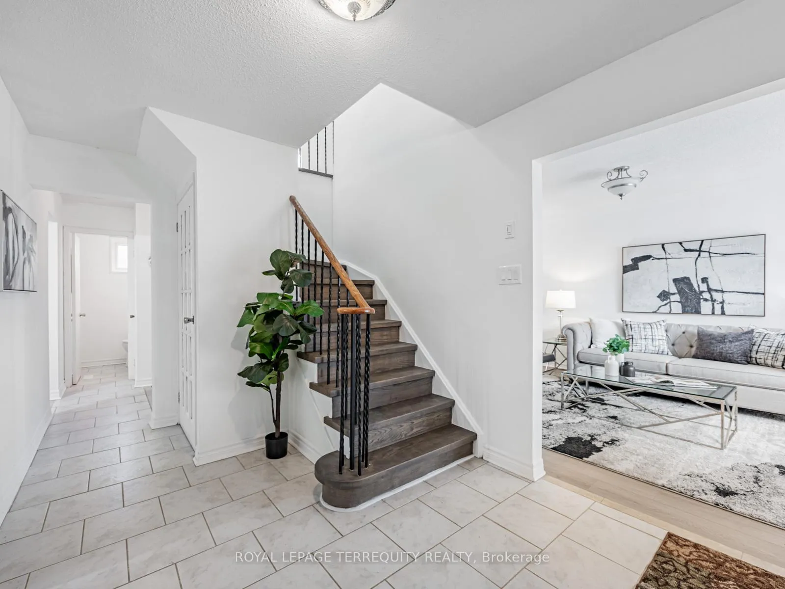 Photo 12 of 1858 Shadybrook Drive, Pickering, Amberlea — HOMEH