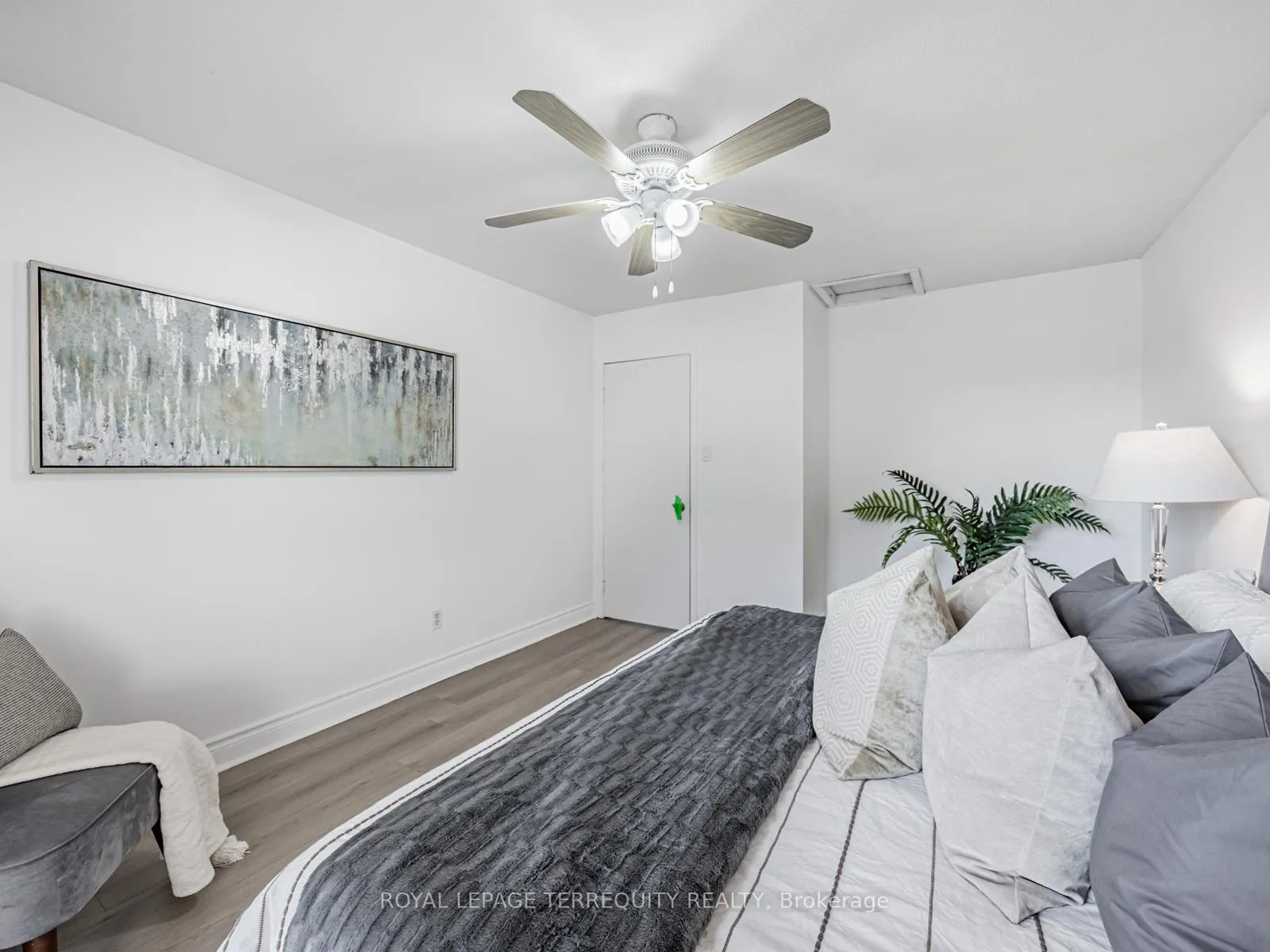 Photo 20 of 1858 Shadybrook Drive, Pickering, Amberlea — HOMEH