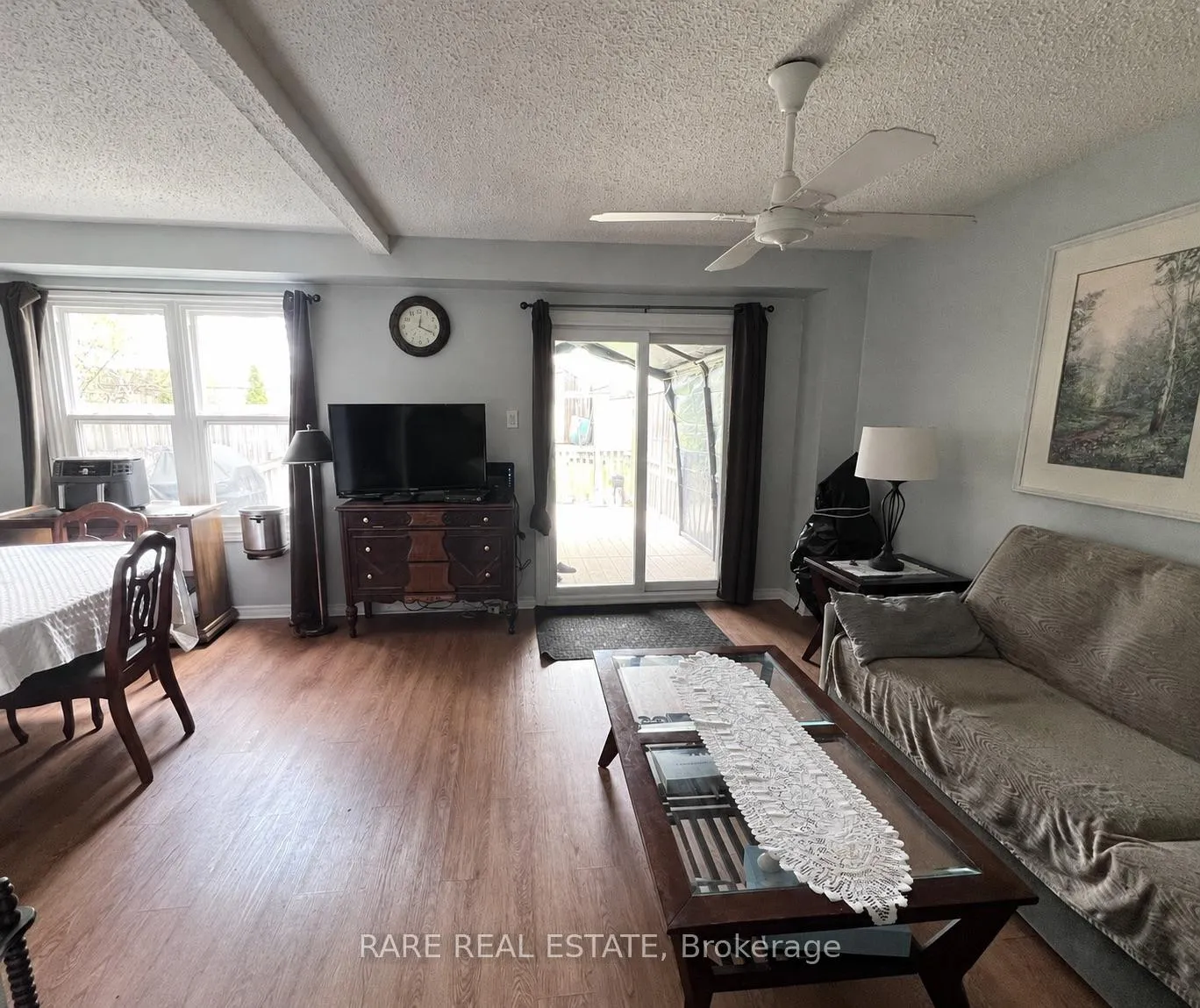 Photo 8 of 206 Royal Salisbury Way, Brampton, Madoc — HOMEH