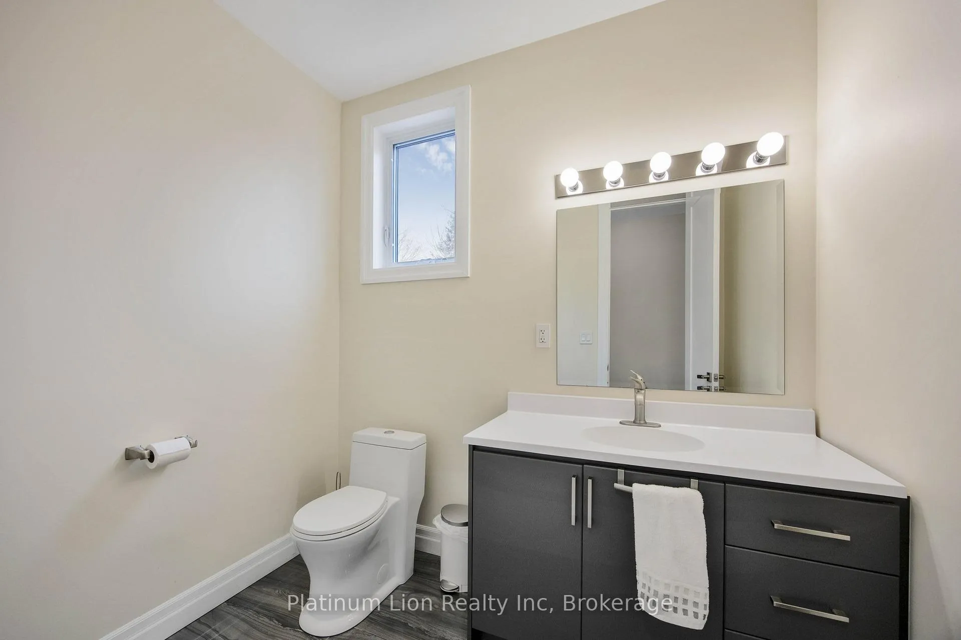 Photo 18 of 6 Dorothys Drive, Oro-Medonte, Rural Oro-Medonte — HOMEH