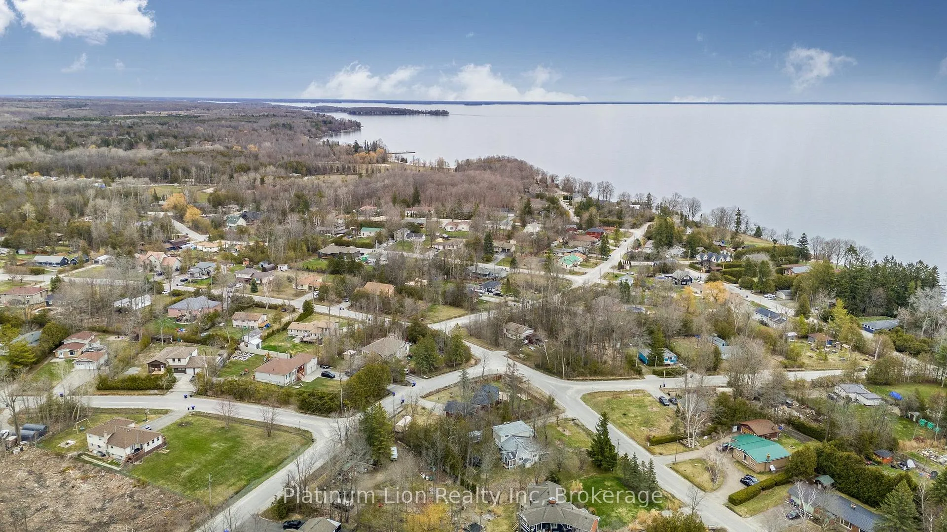Photo 48 of 6 Dorothys Drive, Oro-Medonte, Rural Oro-Medonte — HOMEH
