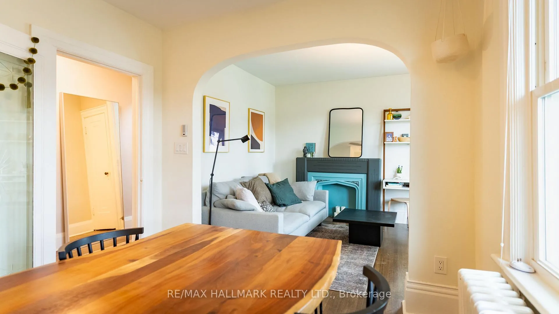 Photo 4 of Unit Upper, 218 Rusholme Road, Toronto, Dufferin Grove — HOMEH