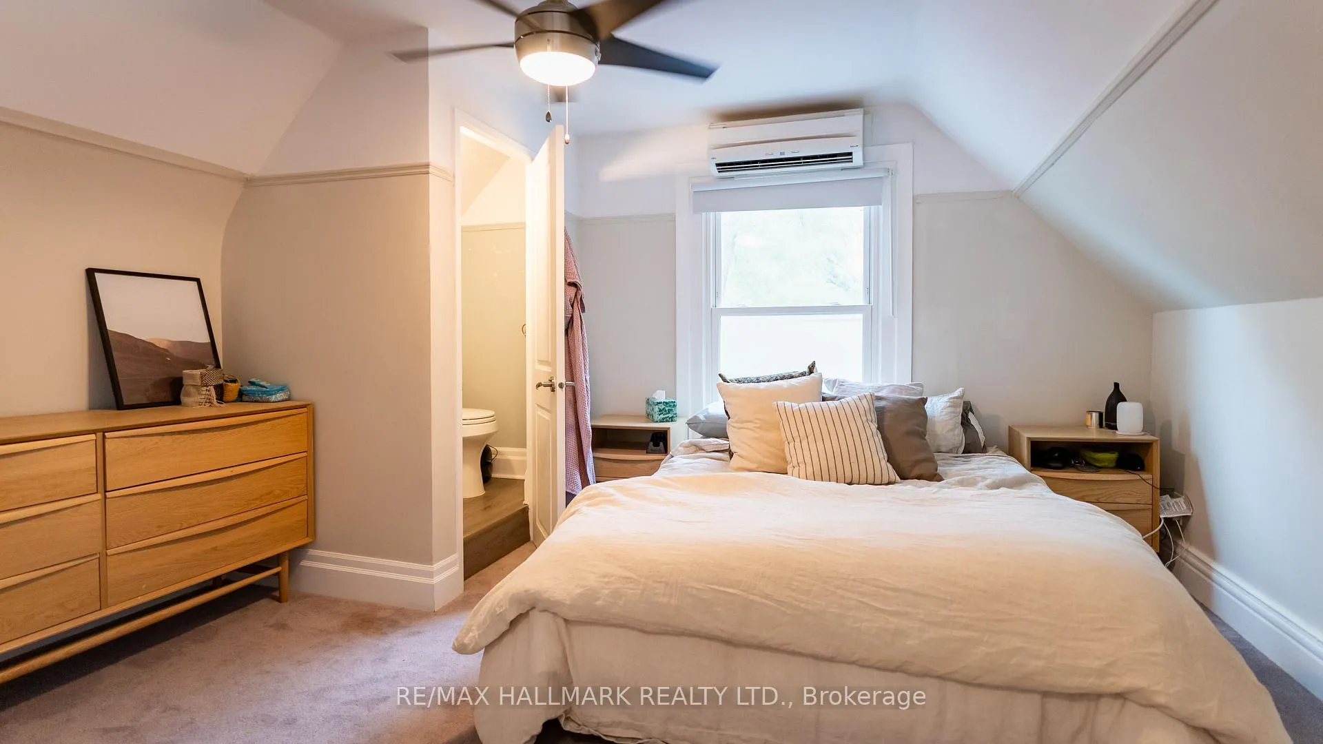 Photo 16 of Unit Upper, 218 Rusholme Road, Toronto, Dufferin Grove — HOMEH