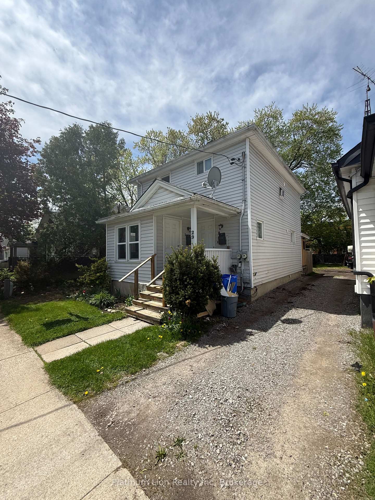 Photo 3 of 29 Rodman Street, St. Catharines, Downtown — HOMEH