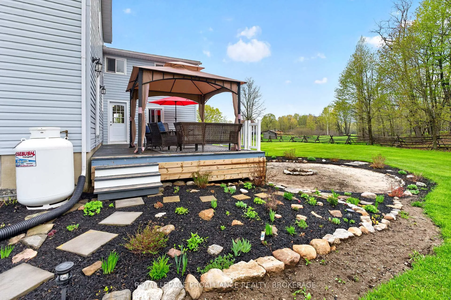 Photo 3 of 311 Burridge Road, Frontenac, Frontenac South — HOMEH