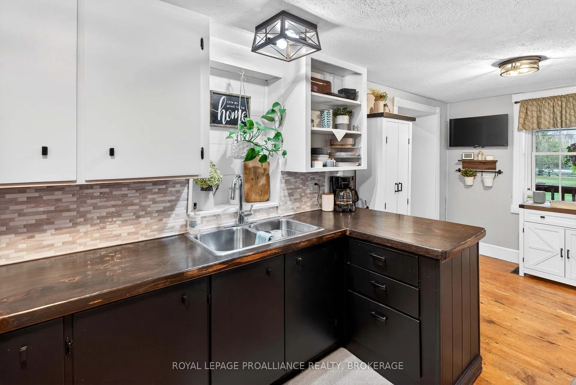 Photo 23 of 311 Burridge Road, Frontenac, Frontenac South — HOMEH