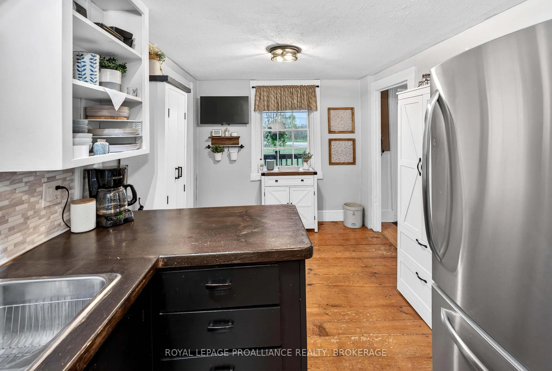 Photo 24 of 311 Burridge Road, Frontenac, Frontenac South — HOMEH