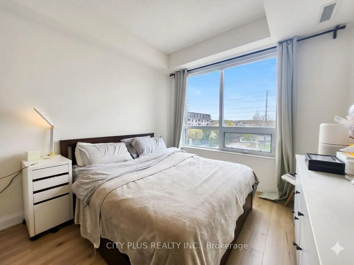Photo 7 of Unit 515, 25 Water Walk Drive, Markham, Unionville — HOMEH