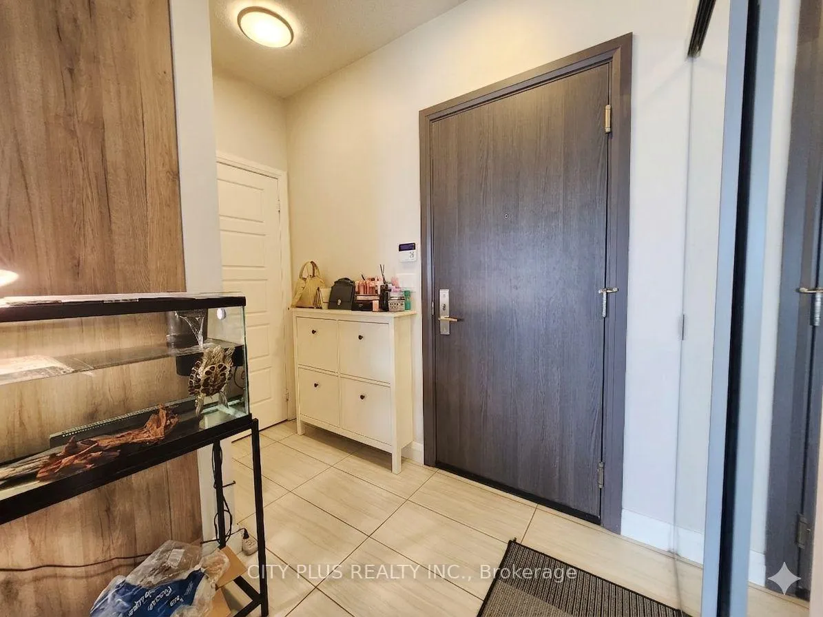 Photo 9 of Unit 515, 25 Water Walk Drive, Markham, Unionville — HOMEH