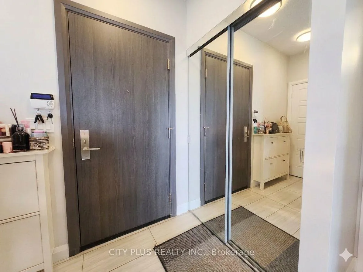 Photo 10 of Unit 515, 25 Water Walk Drive, Markham, Unionville — HOMEH