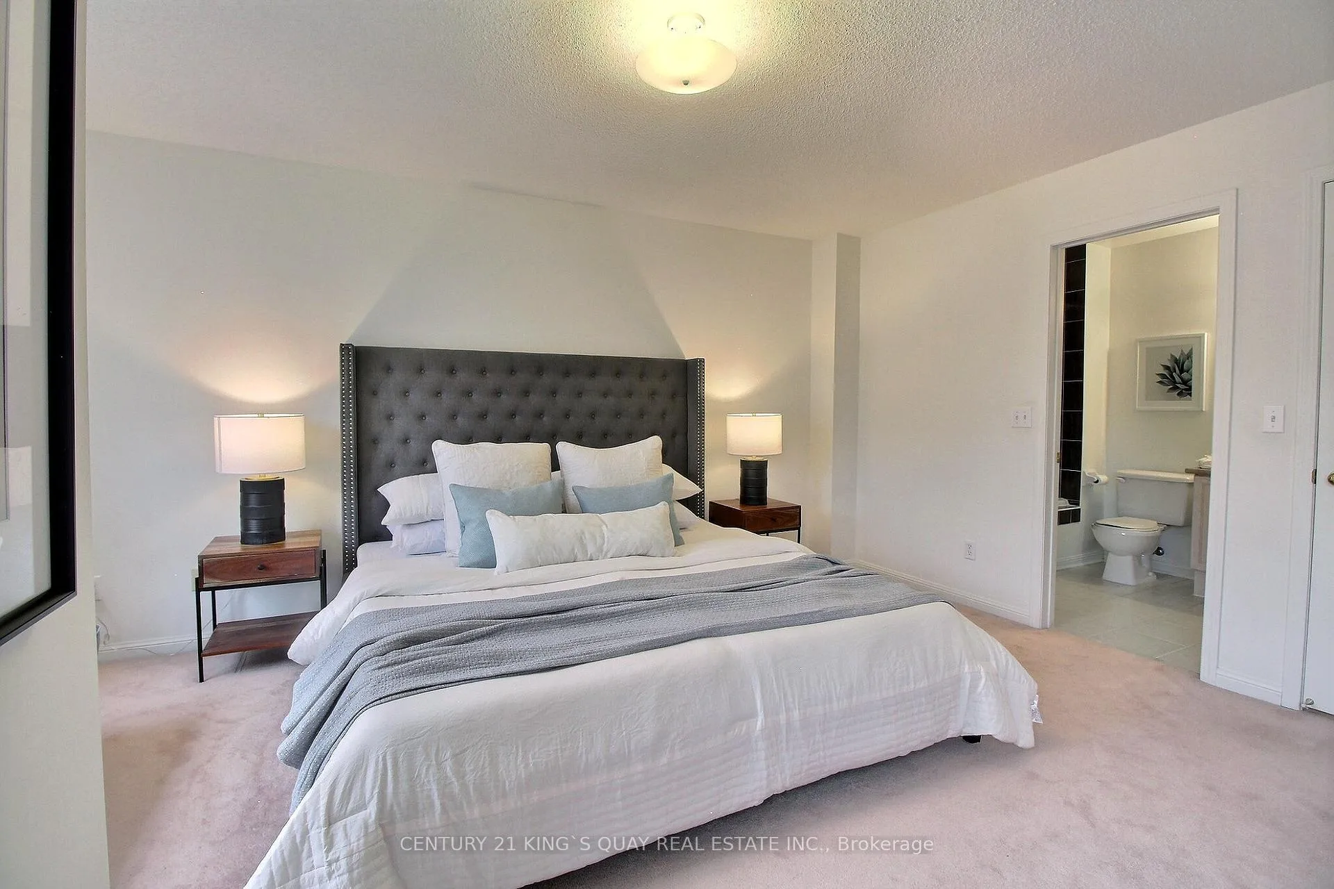 Photo 19 of Unit 23A, 2 Alpen Way, Markham, Unionville — HOMEH