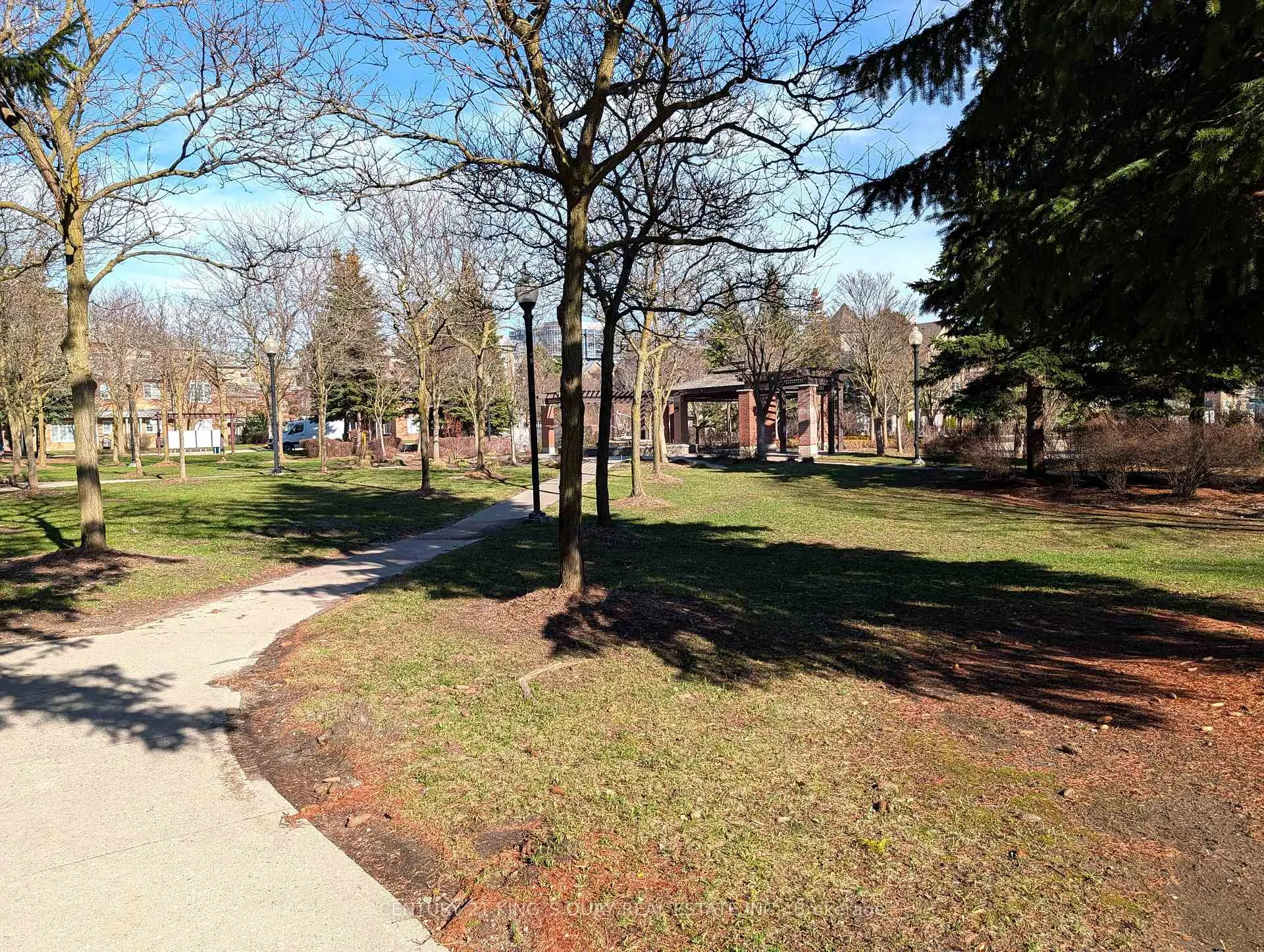 Photo 35 of Unit 23A, 2 Alpen Way, Markham, Unionville — HOMEH