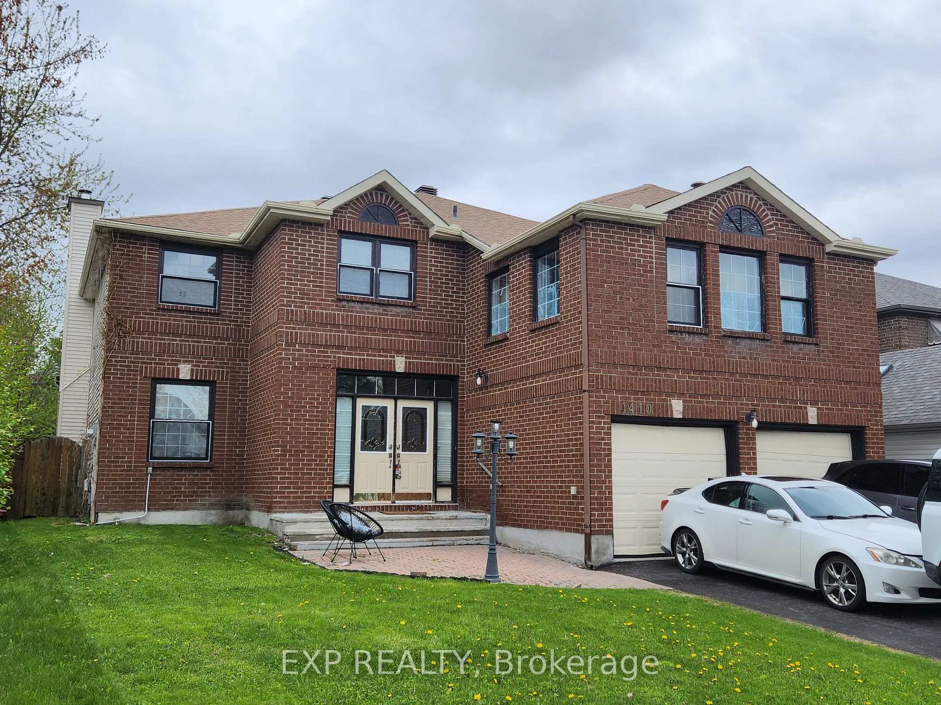 Photo 1 of 1410 Cheverny Crescent, Ottawa, Fallingbrook/Ridgemount — HOMEH