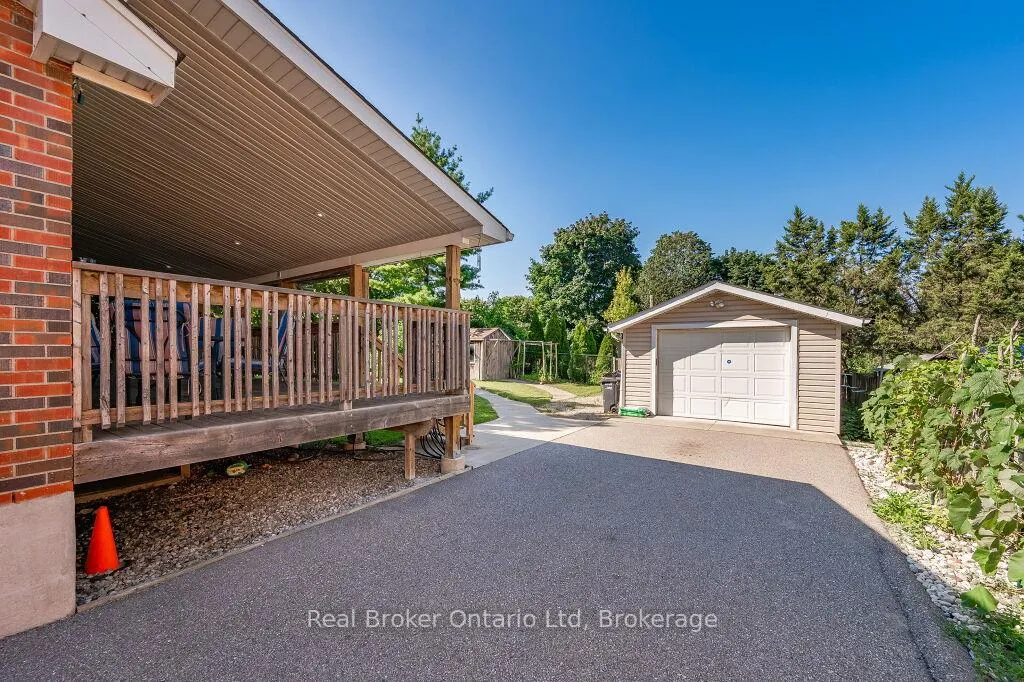 Photo 3 of Unit Lower, 195 Edinburgh Road S, Guelph, Dovercliffe Park/Old University — HOMEH