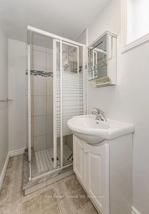 Photo 18 of Unit Lower, 195 Edinburgh Road S, Guelph, Dovercliffe Park/Old University — HOMEH