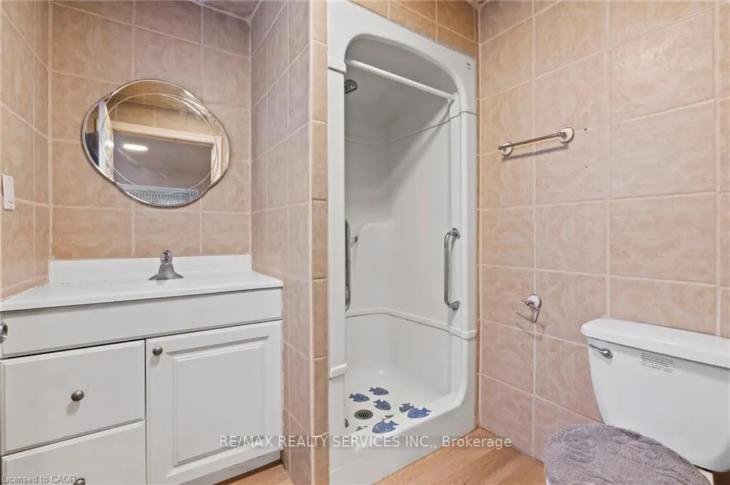 Photo 12 of 5292 Bridge Street, Niagara Falls, Cherrywood — HOMEH