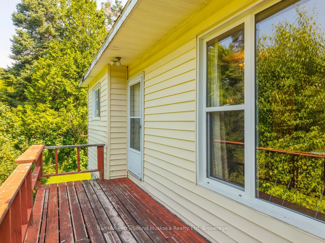 Photo 14 of 86 Lakeside Crescent, McKellar — HOMEH