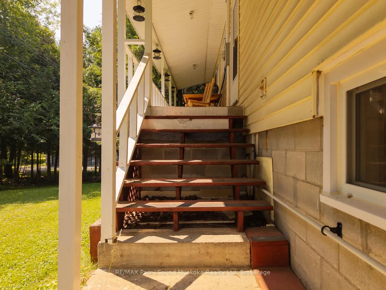 Photo 19 of 86 Lakeside Crescent, McKellar — HOMEH