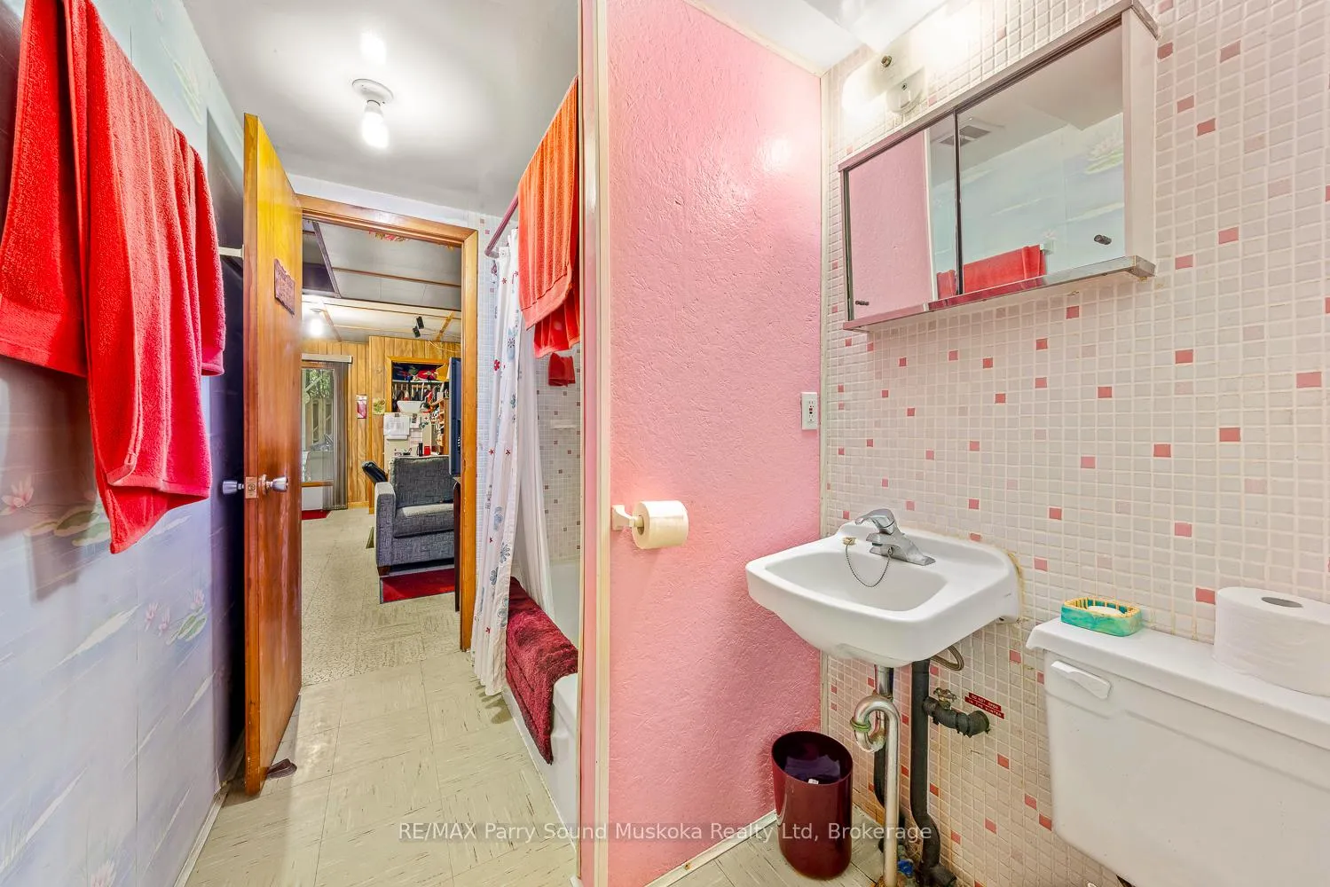 Photo 43 of 86 Lakeside Crescent, McKellar — HOMEH