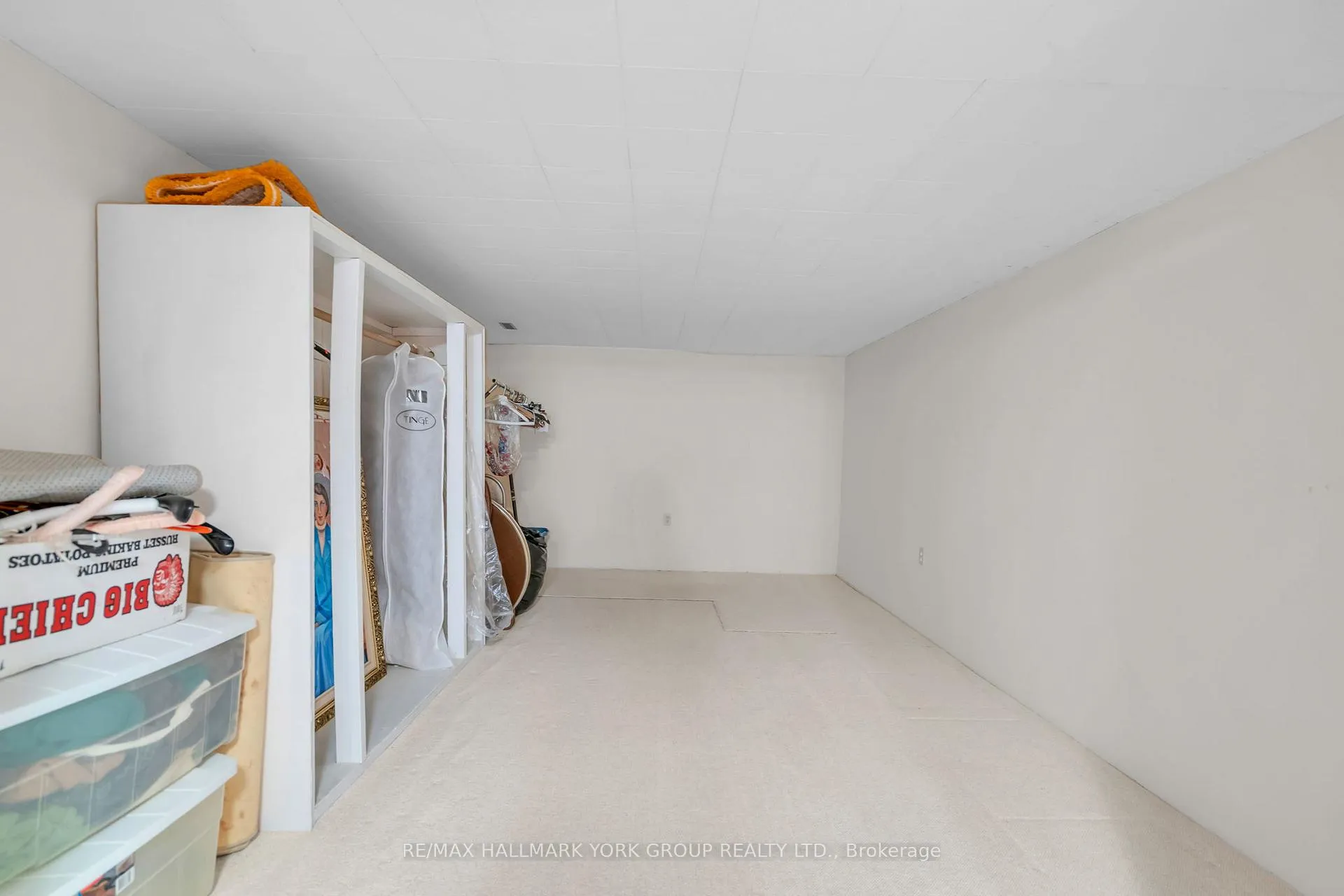 Photo 25 of 44 Kemano Road, Aurora, Aurora Heights — HOMEH
