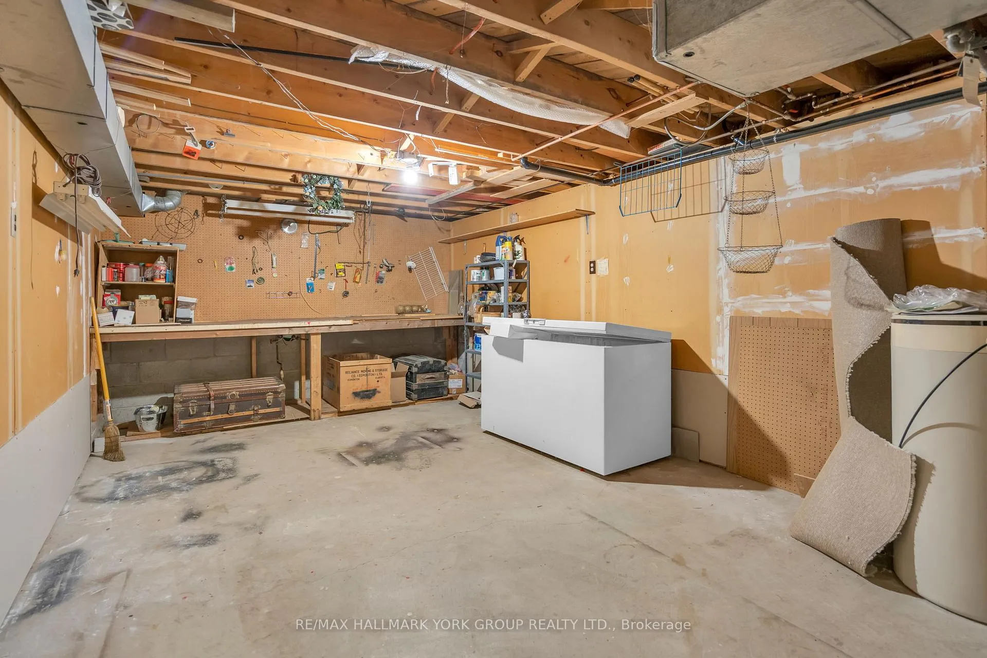 Photo 27 of 44 Kemano Road, Aurora, Aurora Heights — HOMEH