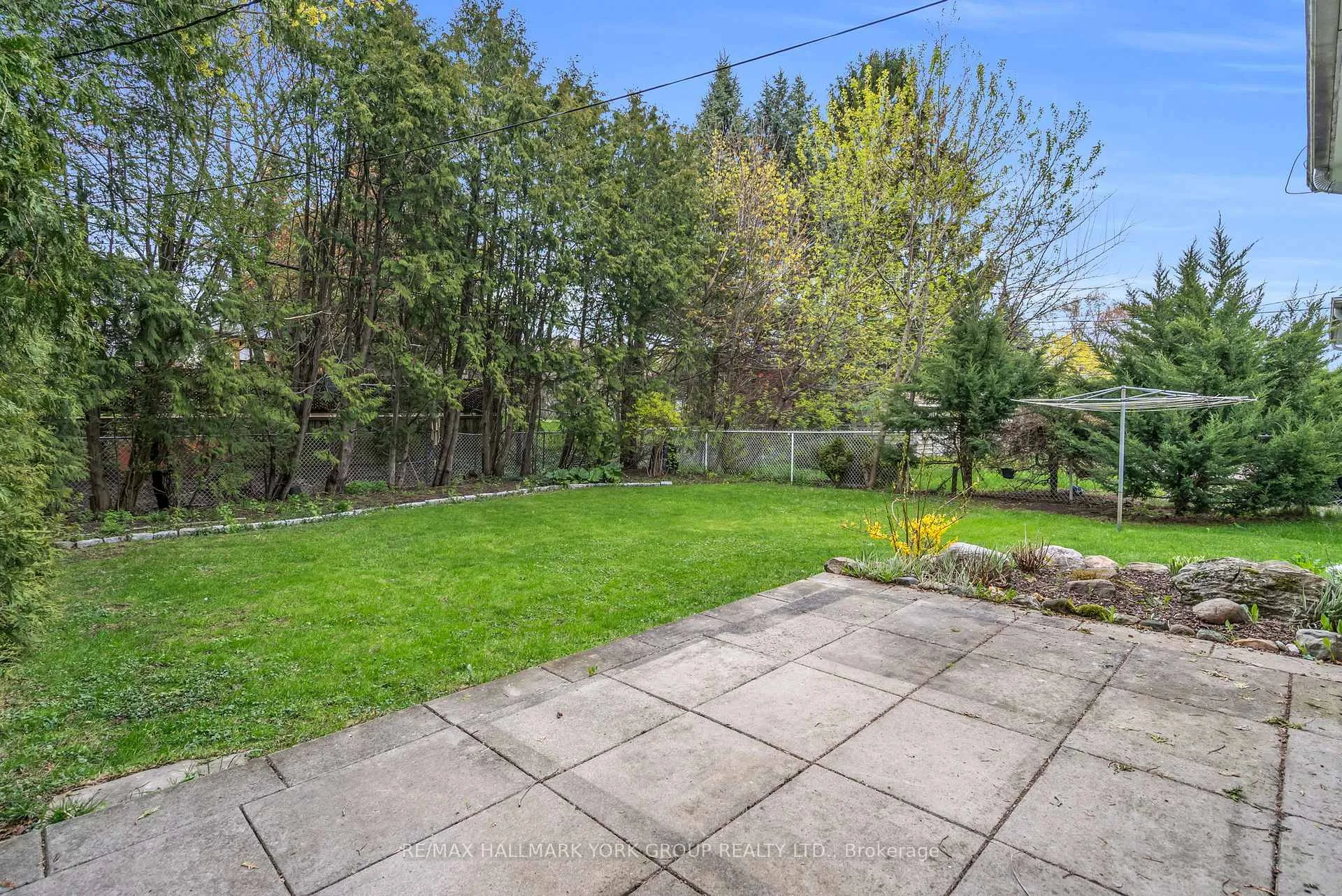 Photo 29 of 44 Kemano Road, Aurora, Aurora Heights — HOMEH