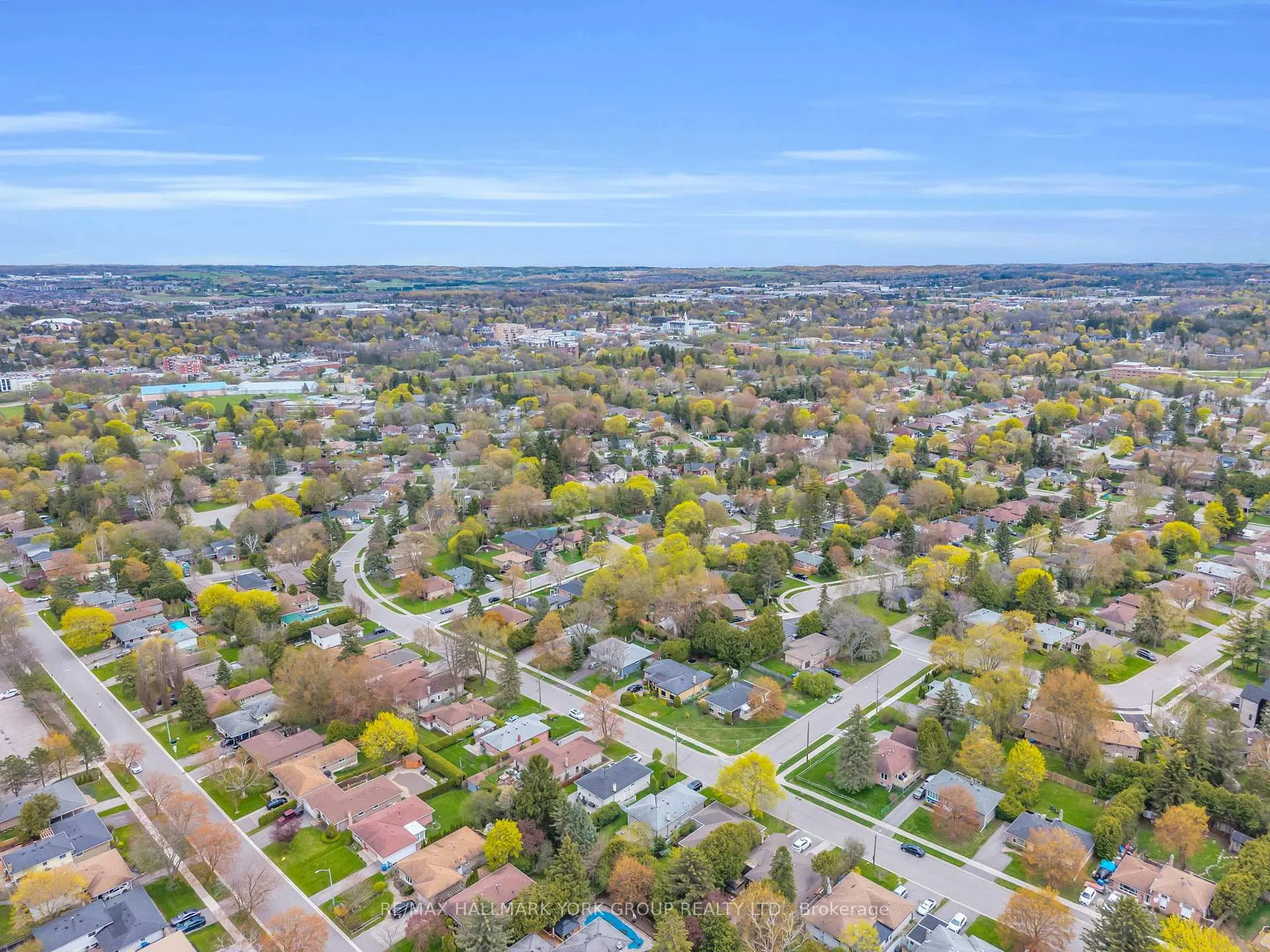 Photo 34 of 44 Kemano Road, Aurora, Aurora Heights — HOMEH