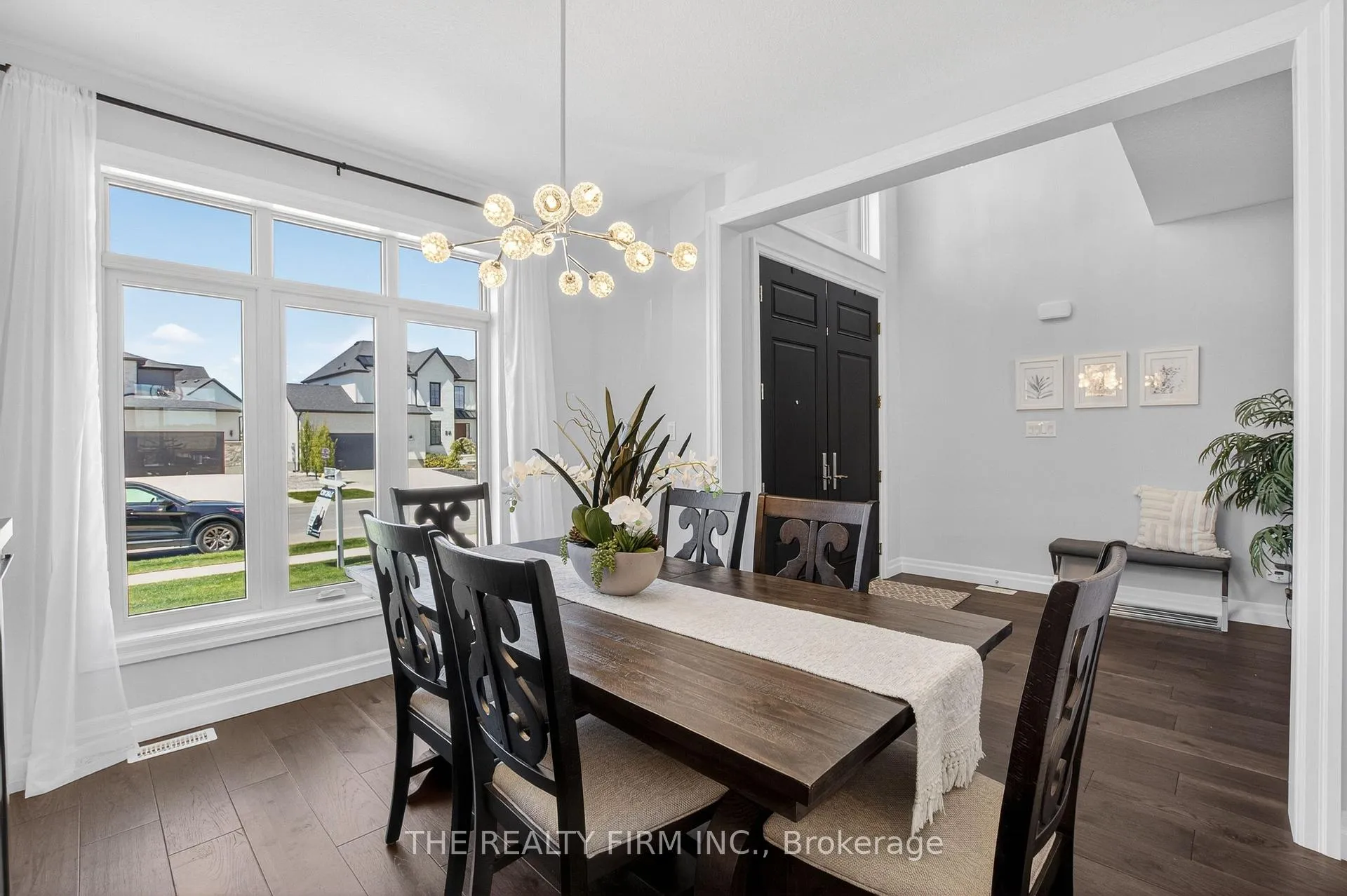 Photo 5 of 87 Daventry Way, Middlesex Centre, Komoka — HOMEH