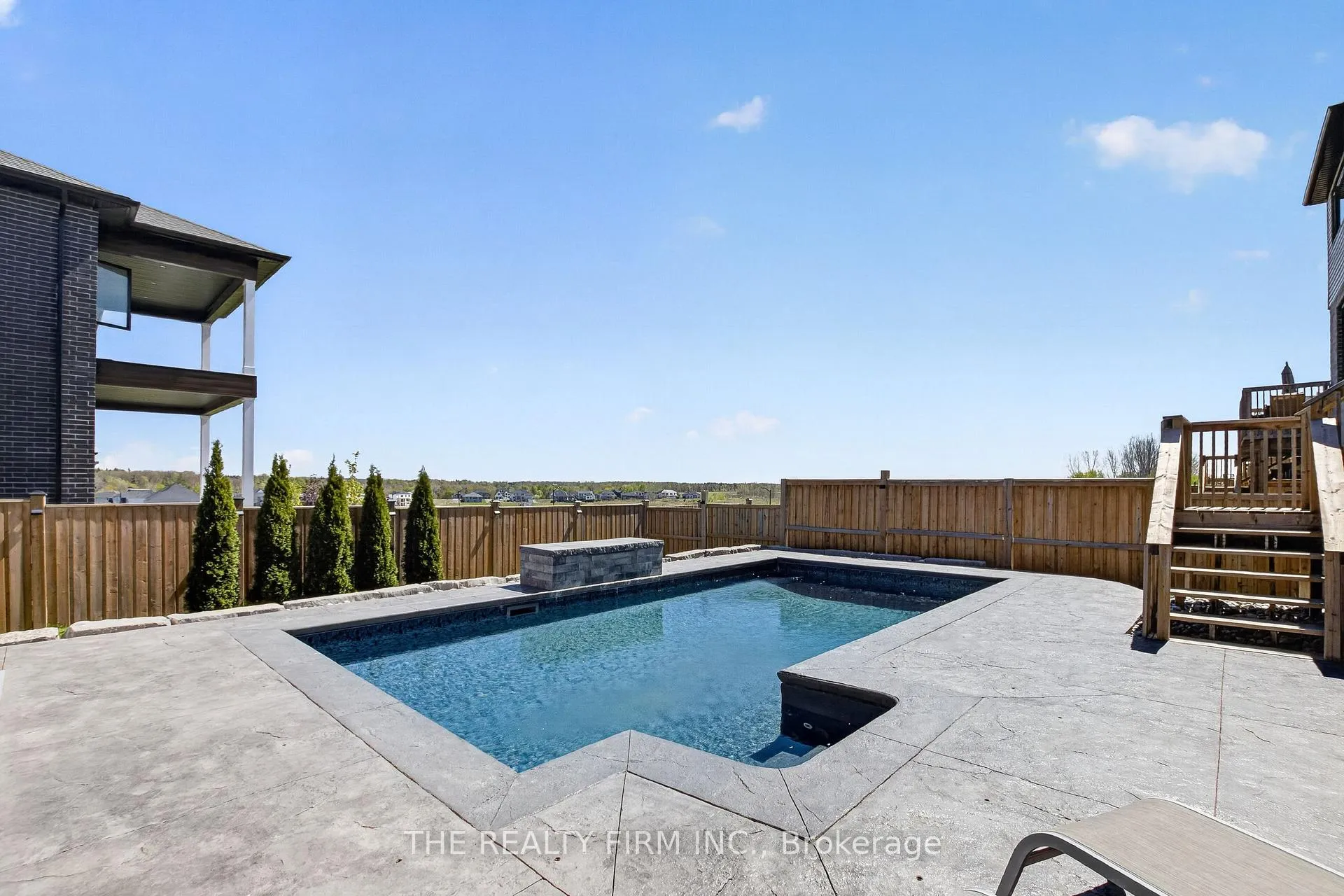 Photo 40 of 87 Daventry Way, Middlesex Centre, Komoka — HOMEH