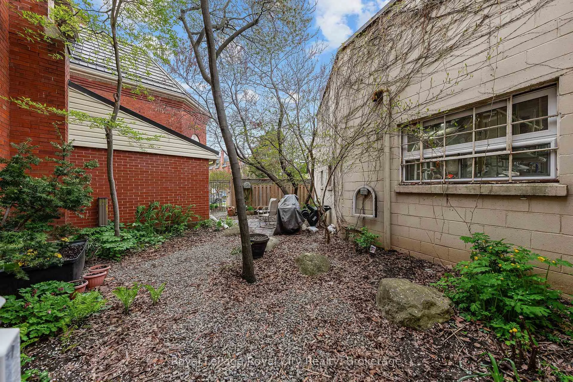 Photo 41 of Unit 101, 200 Woolwich Street, Guelph, Downtown — HOMEH