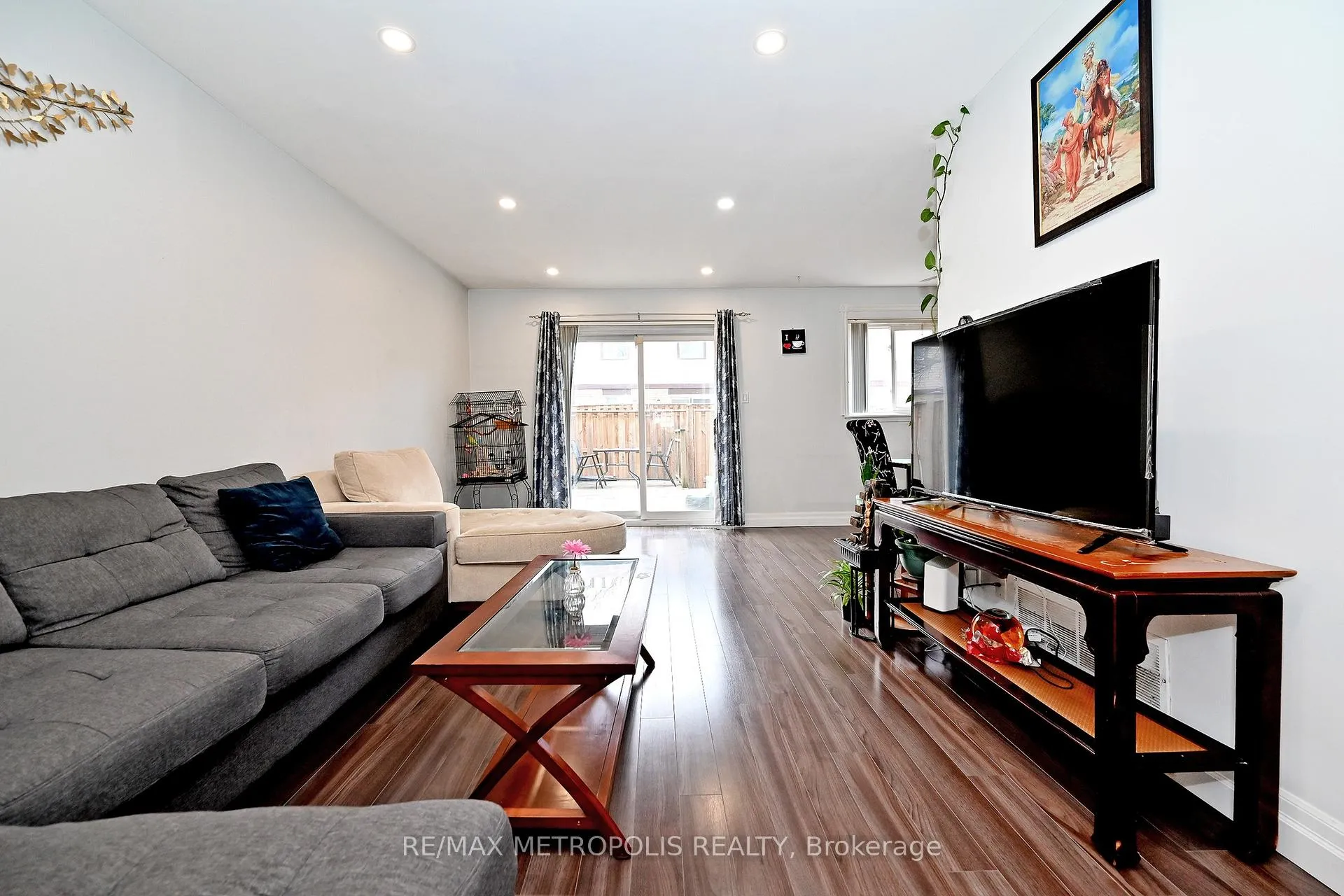 Photo 7 of Unit 83, 45 Hansen Road N, Brampton, Madoc — HOMEH