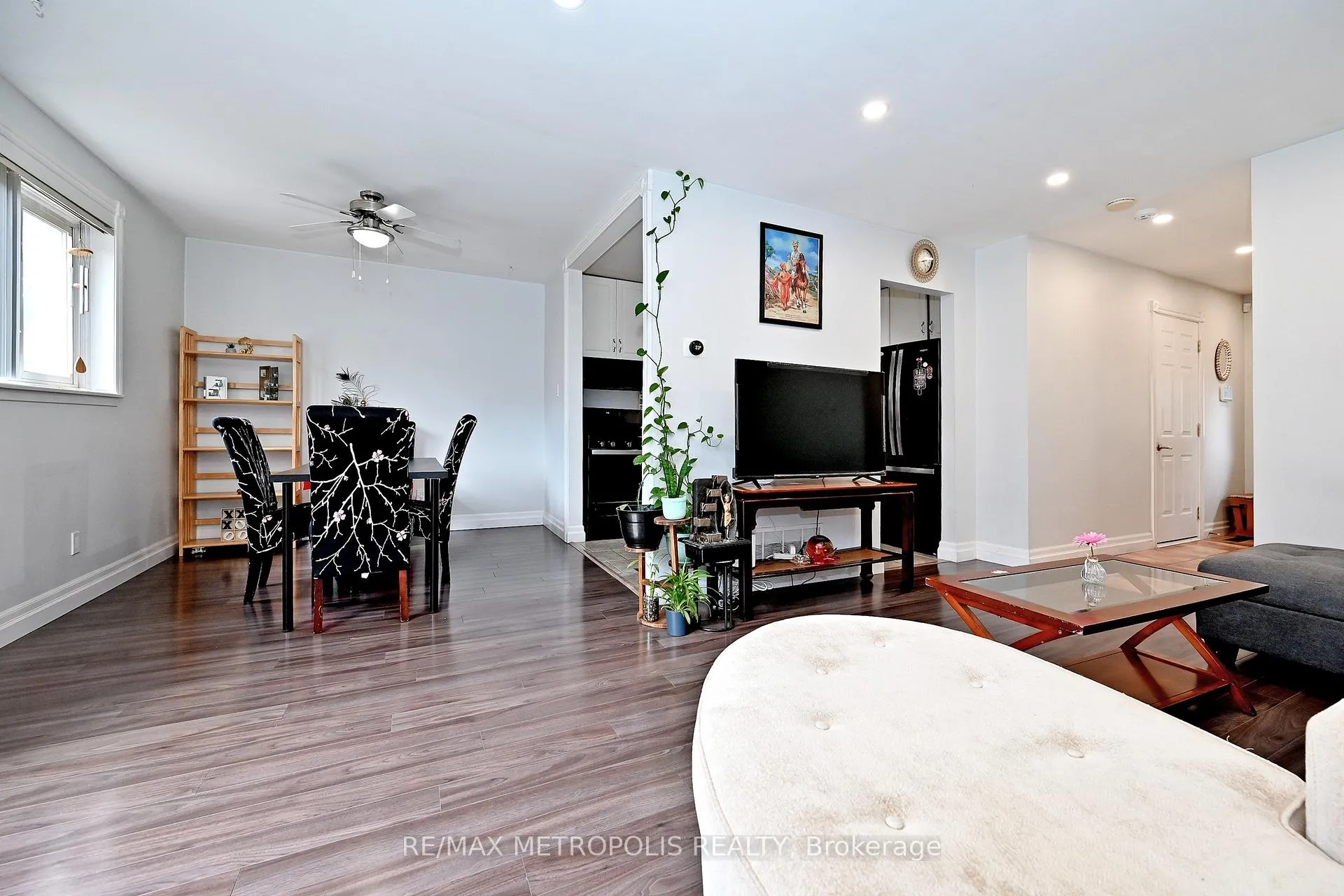 Photo 13 of Unit 83, 45 Hansen Road N, Brampton, Madoc — HOMEH