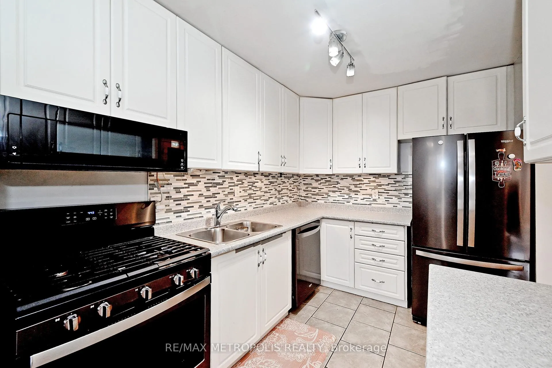 Photo 17 of Unit 83, 45 Hansen Road N, Brampton, Madoc — HOMEH