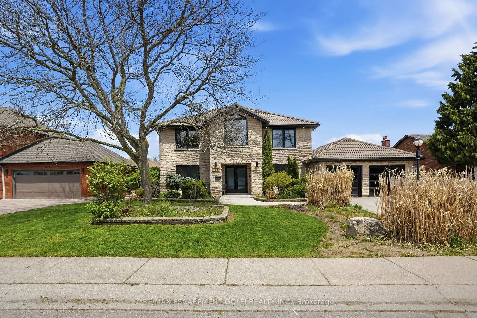 Front of 176 Albion Falls Boulevard