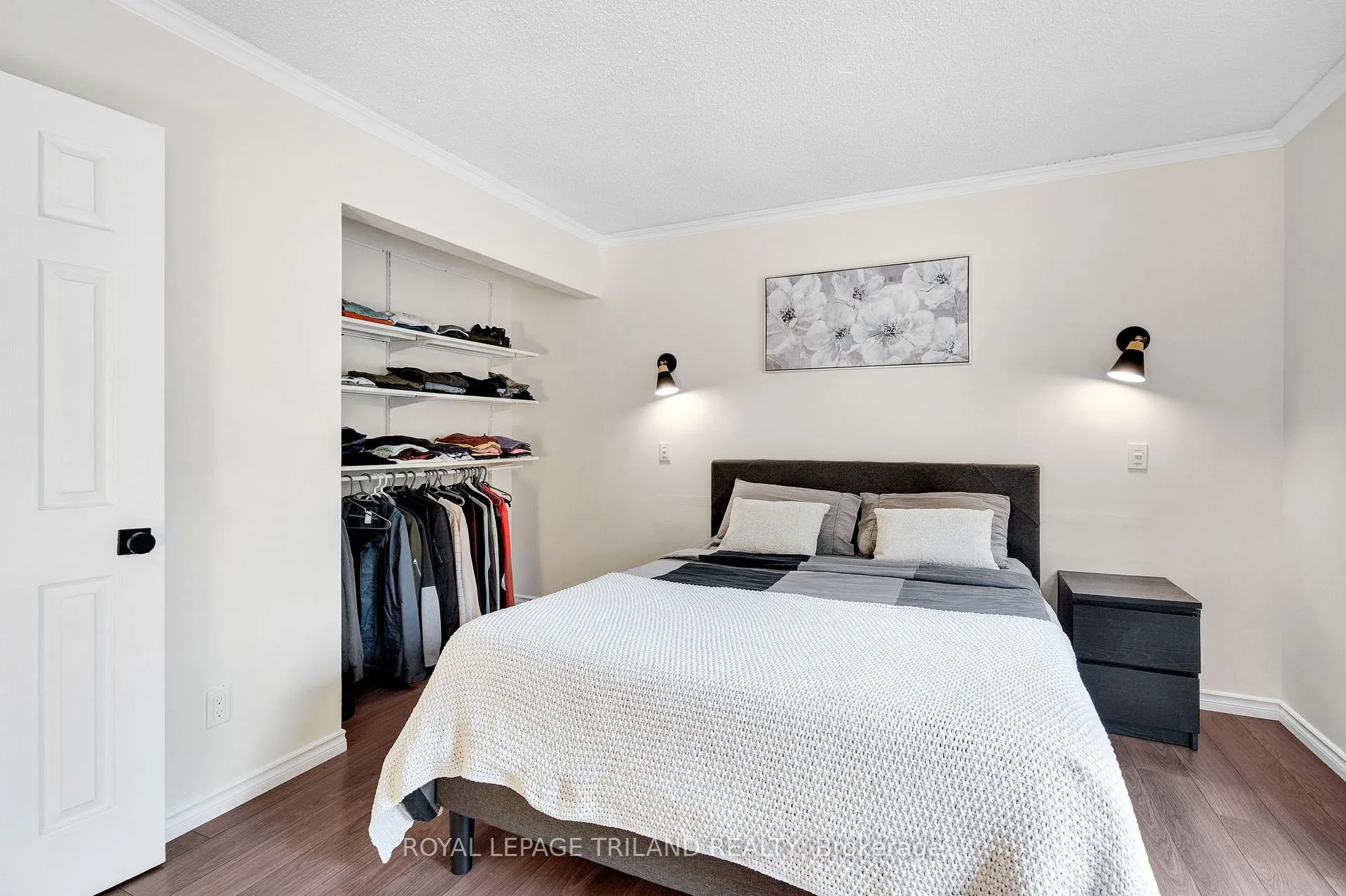 Photo 26 of 24 Beechmount Crescent, London, South X — HOMEH
