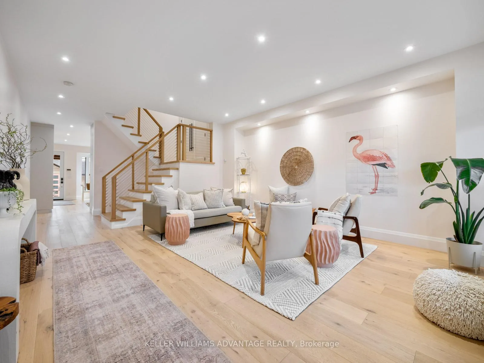 Photo 4 of 87 Boardwalk Drive, Toronto, The Beaches — HOMEH